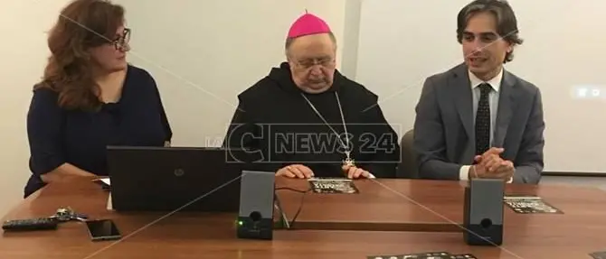 Arte e solidarietà: ecco il progetto di restauro per la “Nuvola” del Santa Maria di Reggio