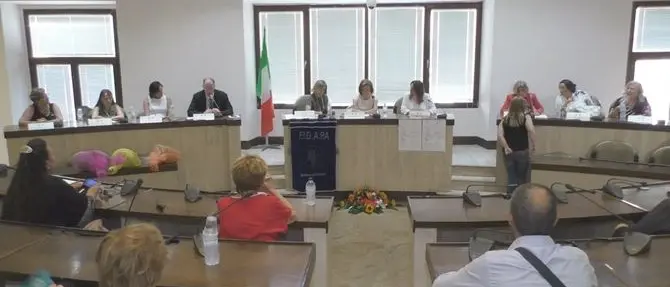 Anche Crotone accoglie la Carta dei Diritti della Bambine