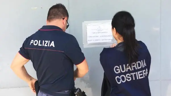 Autolavaggio privo di autorizzazioni, sequestro a Palmi