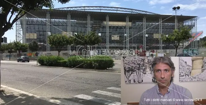 Stadio di Crotone, Frisenda: «La squadra non può giocare lontano dallo Scida» - VIDEO