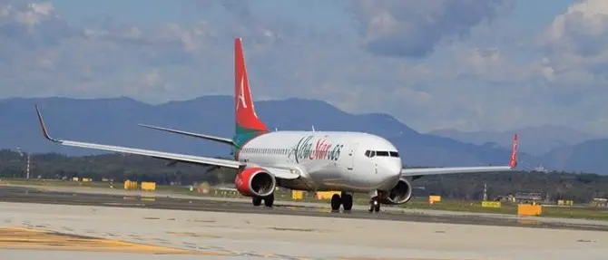 Aeroporto di Crotone, primo volo Albastar coglie impreparato lo scalo