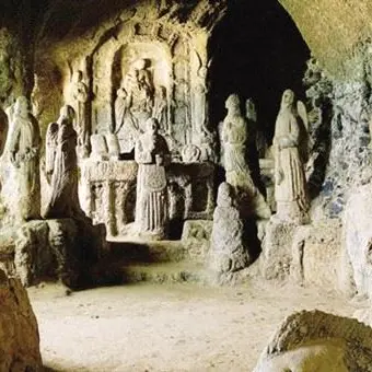 Ha realizzato uno dei monumenti calabresi più famosi, ma la sua tomba è abbandonata