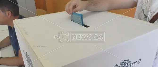 Amministrative, nel Crotonese alle 19 ha votato il 50% degli elettori