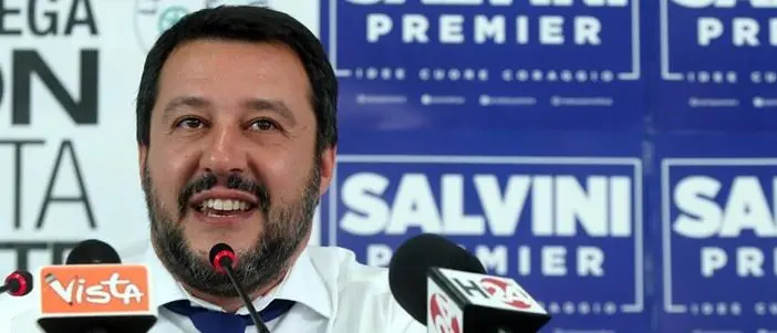 I grillini non saltano più e il lupo Salvini se li mangia dando la sveglia all’Europa