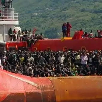 Migranti, i grillini Abate e Sapia: «No a hot spot di Corigliano»