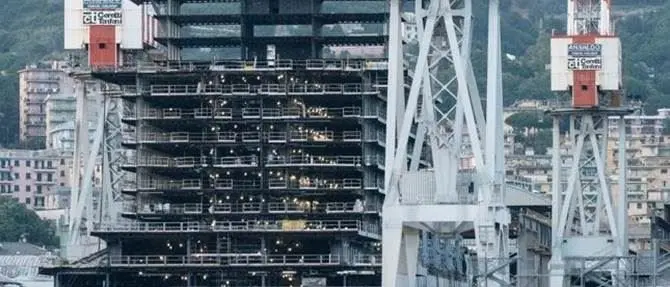 Genova, operaio vibonese muore dopo un volo di 20 metri