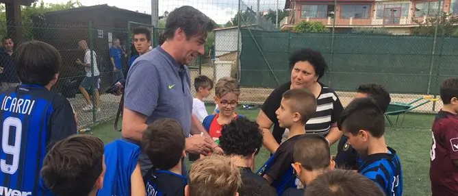 Raduno Inter Club a Siderno, applausi e cori per Nicola Berti