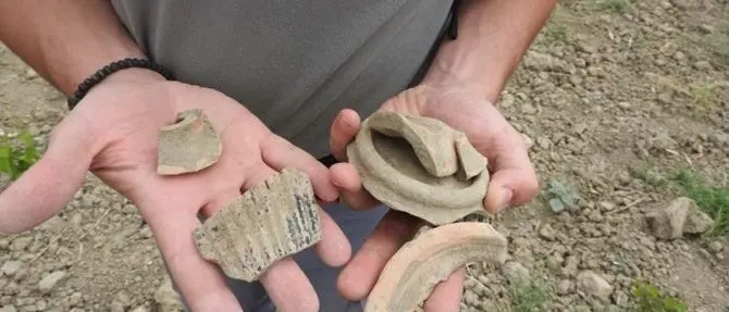 Archeologia, scoperta nel Crotonese una fattoria del IV secolo a.C.