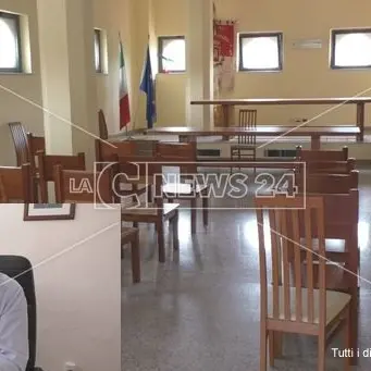 Roccabernarda e l'emergenza intimidazioni, consiglio comunale ad hoc -VIDEO