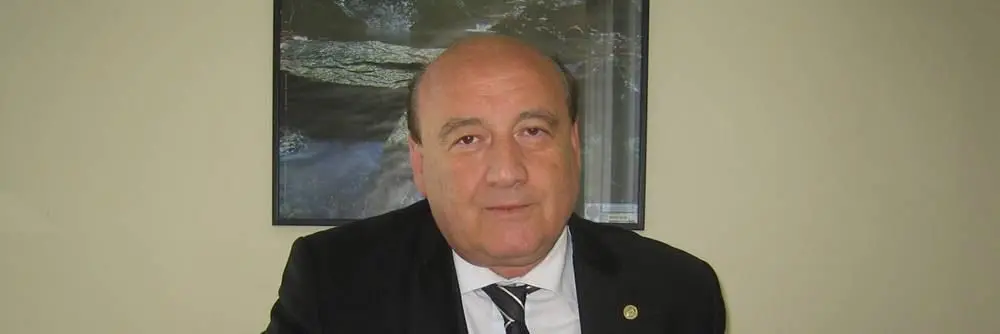 Truffa e riciclaggio, arrestato avvocato di Reggio. Sigilli a beni per 17 milioni di euro