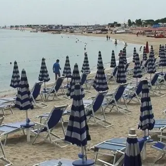 A Soverato il maltempo non frena la voglia d'estate -VIDEO