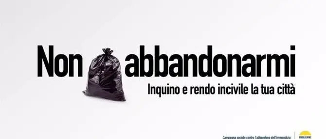 Il sacchetto della spazzatura “implora” civiltà: Non abbandonarmi -VIDEO