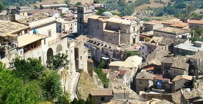 Stilo sotto assedio, predisposto un piano straordinario per la sicurezza -VIDEO