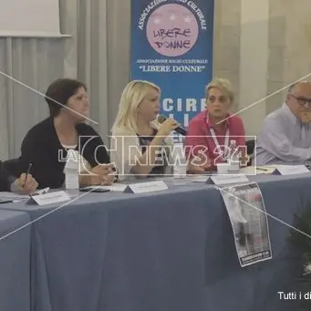 Crotone, Libere Donne chiede la certezza dell'espiazione della pena - VIDEO