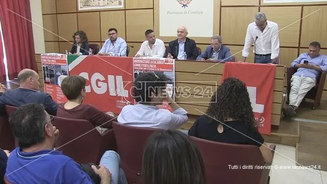 Logistica e infrastrutture, dibattito Cgil a Cosenza - VIDEO