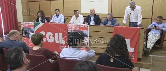 Logistica e infrastrutture, dibattito Cgil a Cosenza - VIDEO