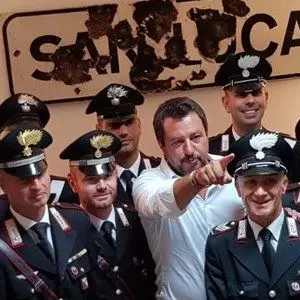 Il Ferragosto di Salvini in Calabria. «Vogliamo far scomparire tutte le mafie»