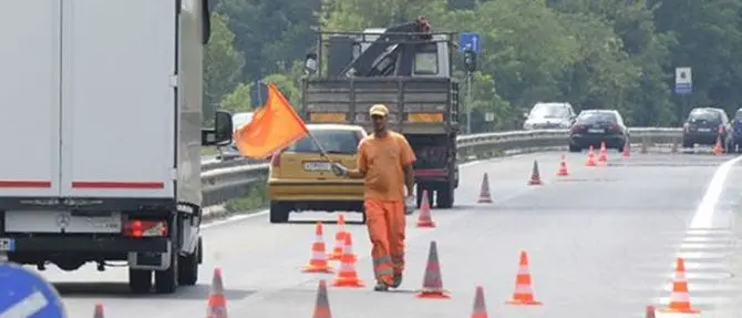 Autostrada A2, Gallo: «Gravi disagi nel cuore dell’estate»