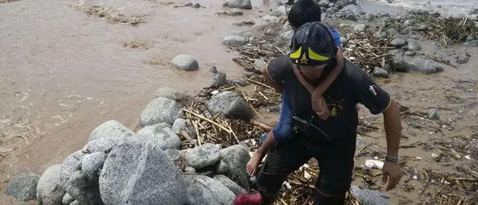Alluvione a Nicotera, la commovente lettera della piccola Ginevra ai Vigili del fuoco