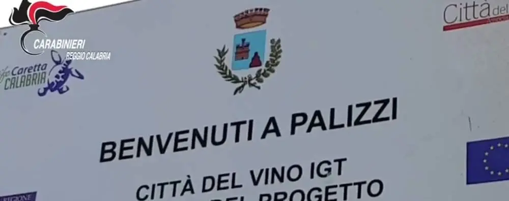 Anche il business dell'accoglienza dei migranti tra gli affari illeciti del sindaco di Palizzi