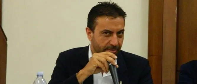 Rimborsi gonfiati, sospesi il sindaco di Palizzi e i due consiglieri