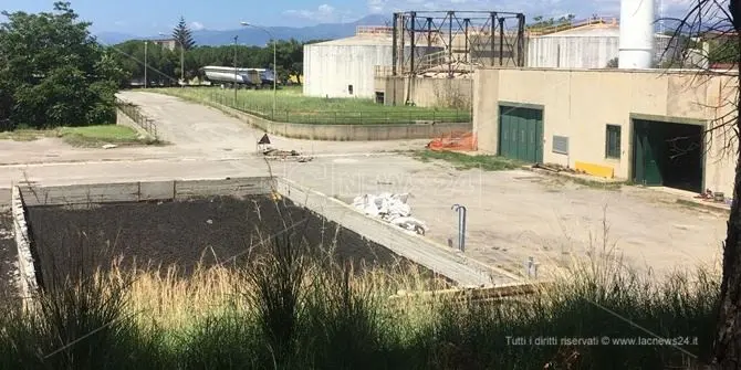 I cittadini di Ravagnese: «Chiudete quel depuratore» -VIDEO