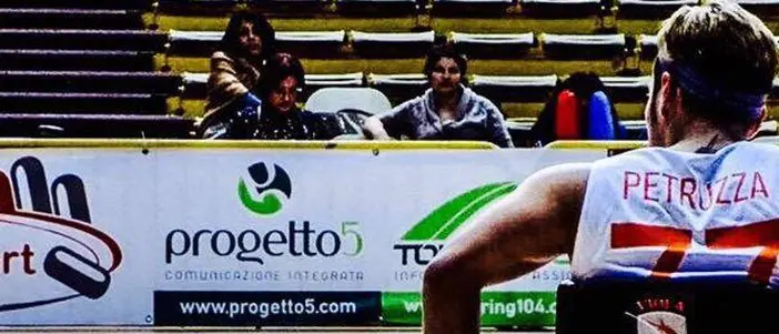 Campione di basket in carrozzella lascia la Calabria: «Qui poche opportunità»