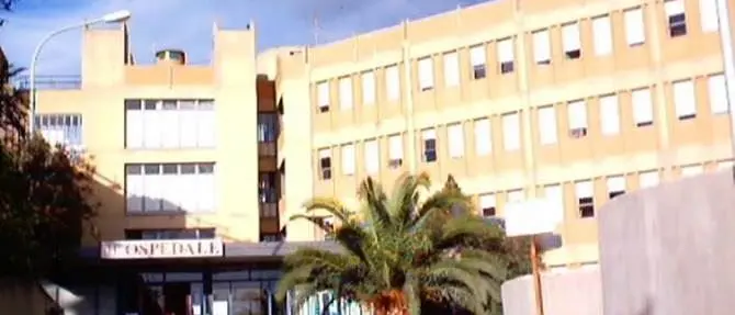 Morì all'ospedale di Locri, cinque medici indagati