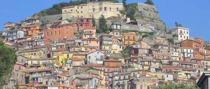 ‘Ndrangheta a Roma, colpo alla cosca Molè: arresti e sequestro beni