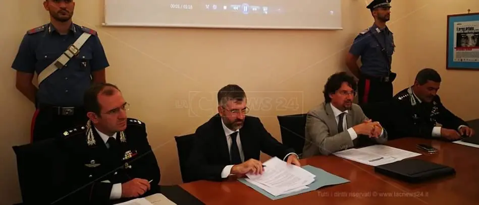 ‘Ndrine e parchi eolici, le estorsioni alle multinazionali costrette a pagare il pizzo