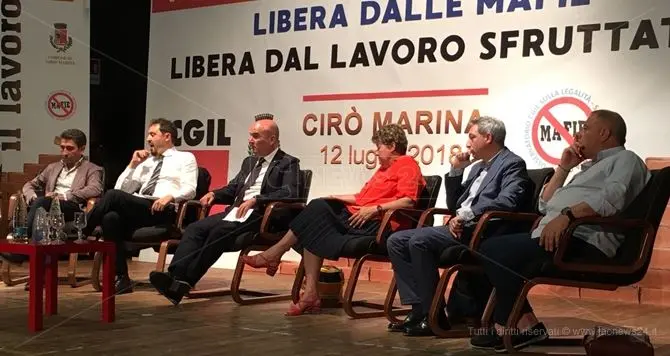 Camusso a Cirò Marina: «Una follia reintrodurre i vaucher»