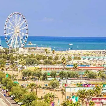 AAA cercasi personale turistico: la Riviera adriatica lancia l’appello