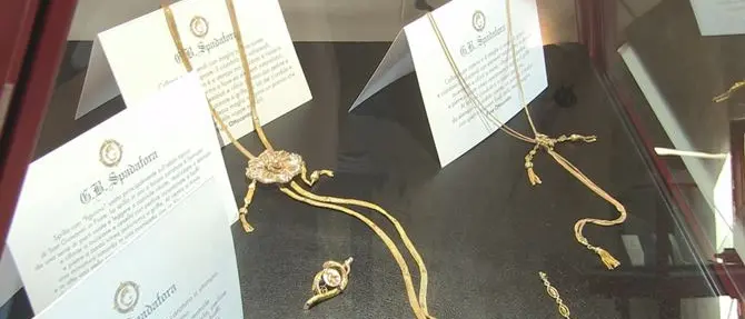 Gioielli come opere d’arte, gli ori degli Spadafora in mostra a Pizzo
