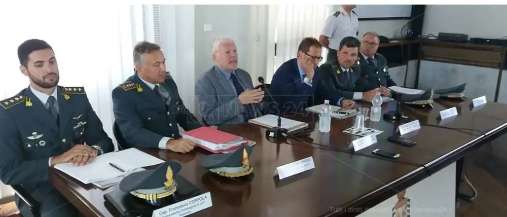 Lavori scadenti e affidati sempre alle stesse ditte, ecco il piano criminale per truccare gli appalti