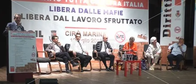 Cirò Marina ribadisce il secco no alle mafie