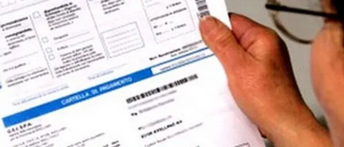 Codacons al Governo: «Sospendere le cartelle esattoriali fino a settembre»