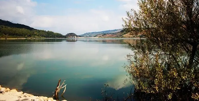 Maierato, anziano trovato morto nel lago Angitola