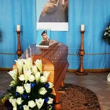 «Deplorevole indifferenza di politica e istituzioni» ai funerali di Matteo