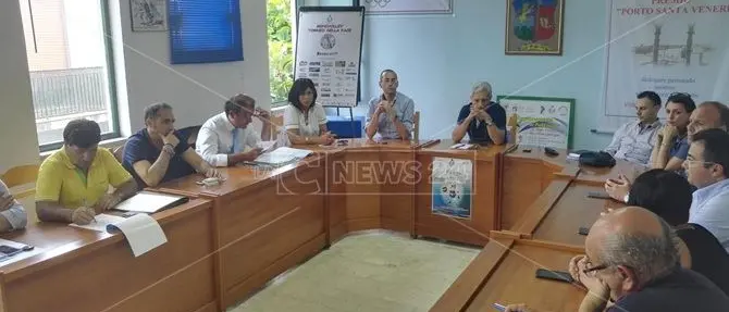 Strisce blu a Vibo Marina, dopo la protesta arriva l’accordo