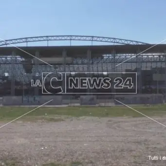 Stadio di Crotone, le strutture mobili dovranno essere smantellate -VIDEO