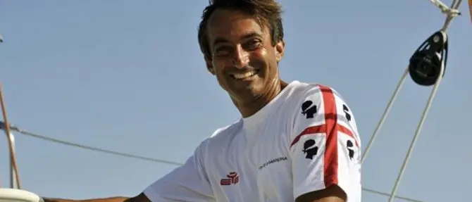 «Assente in Parlamento? Faccio politica in barca»: il deputato del M5s respinge le accuse