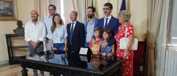 Palmi, riconoscimento del Comune allo scienziato calabrese del Nobel