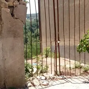 Incidente sul lavoro a Borgia, muore operaio travolto da un muro