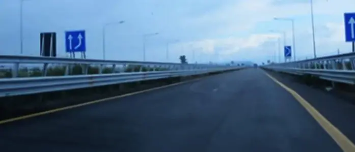 Lavori sulla 106, ancora polemiche: «Occuperemo le case dei 5stelle»