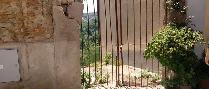 Operaio morto a Borgia, indagati per omicidio colposo i titolari della ditta