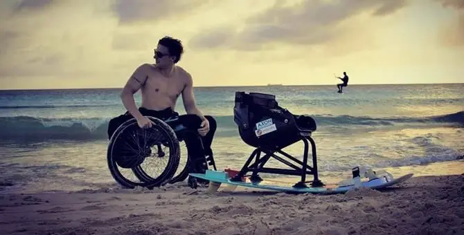 Sport, Willem Hooft: «Sul kite dimentico la mia disabilità»