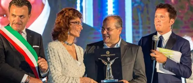 Un Cristo made in Calabria tra gli Oscar di Sophia Loren