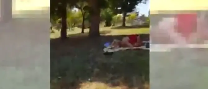 Sorpresi a fare sesso al parco di Rende: «Scusate, abbiamo esagerato»
