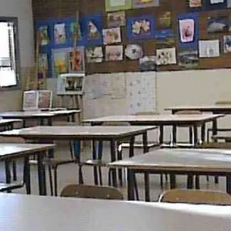 Specializzato nei furti alle scuole, arrestato 26enne a Lamezia