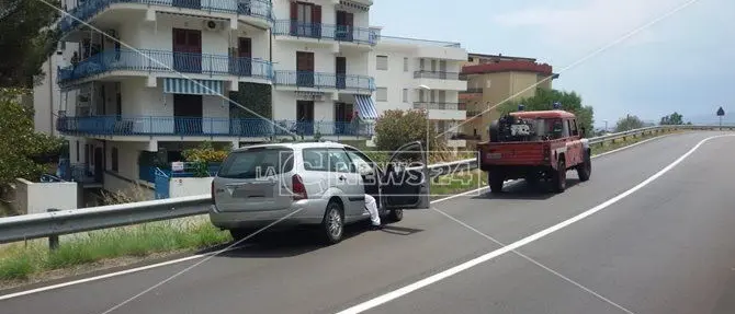 Scontro tra auto nel Catanzarese, nessun ferito grave
